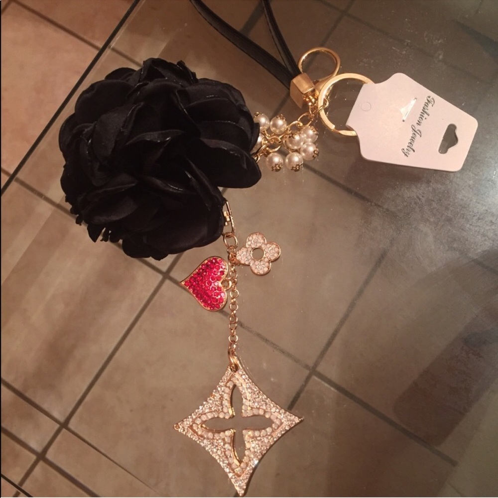 Beautiful clover and heart Keychain charm